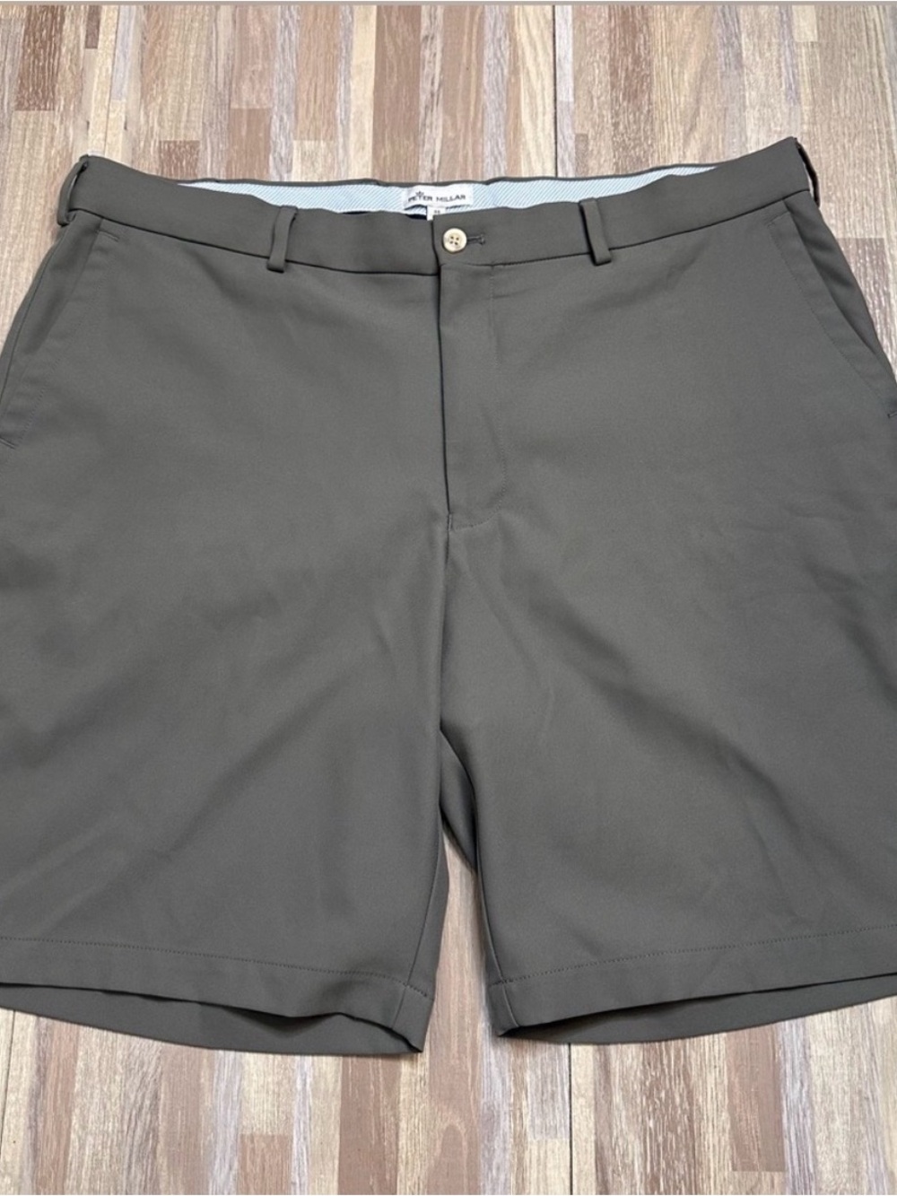 Peter Millar Gray Flat-Front Golf Shorts
